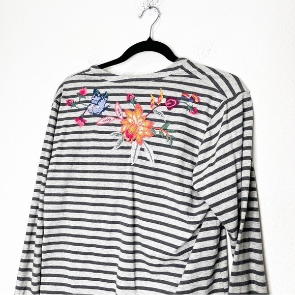Johnny Was Sandra Split Jersey Striped Embroidered Long Sleeve Tee Small - Picture 10 of 13